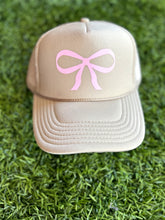 Load image into Gallery viewer, Bow trucker hat
