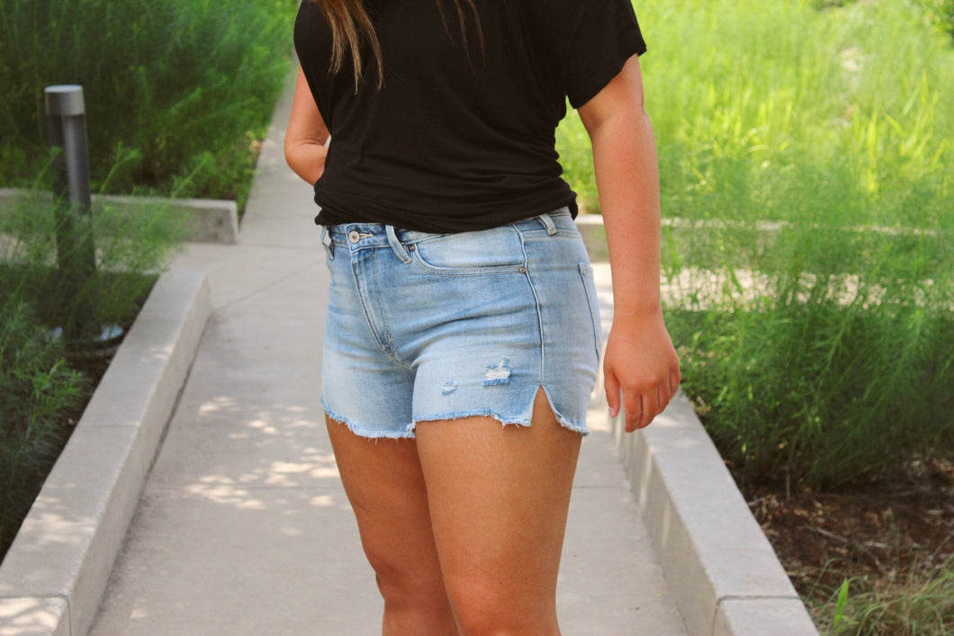 Denim distressed shorts